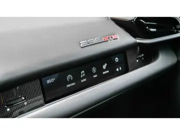 FERRARI 296 GTB  Assetto-Fiorano Full-Carbon Full-PPF