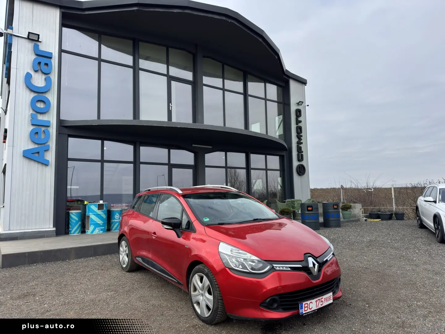 RENAULT CLIO    EURO 6