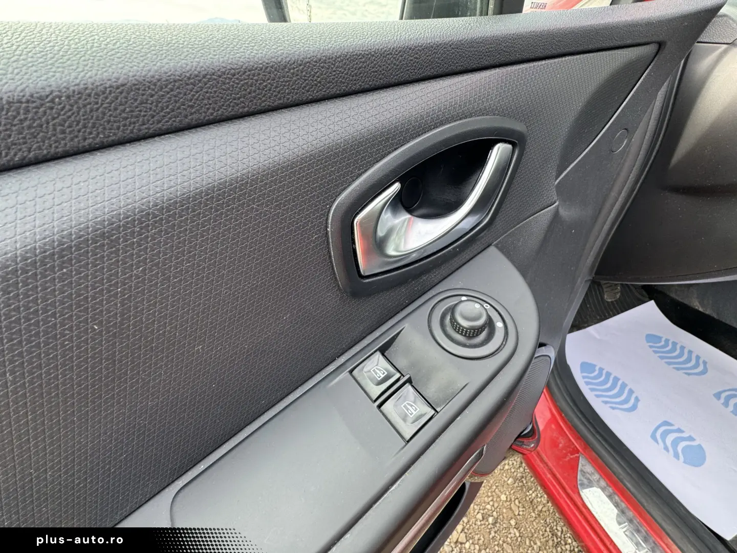 RENAULT CLIO    EURO 6