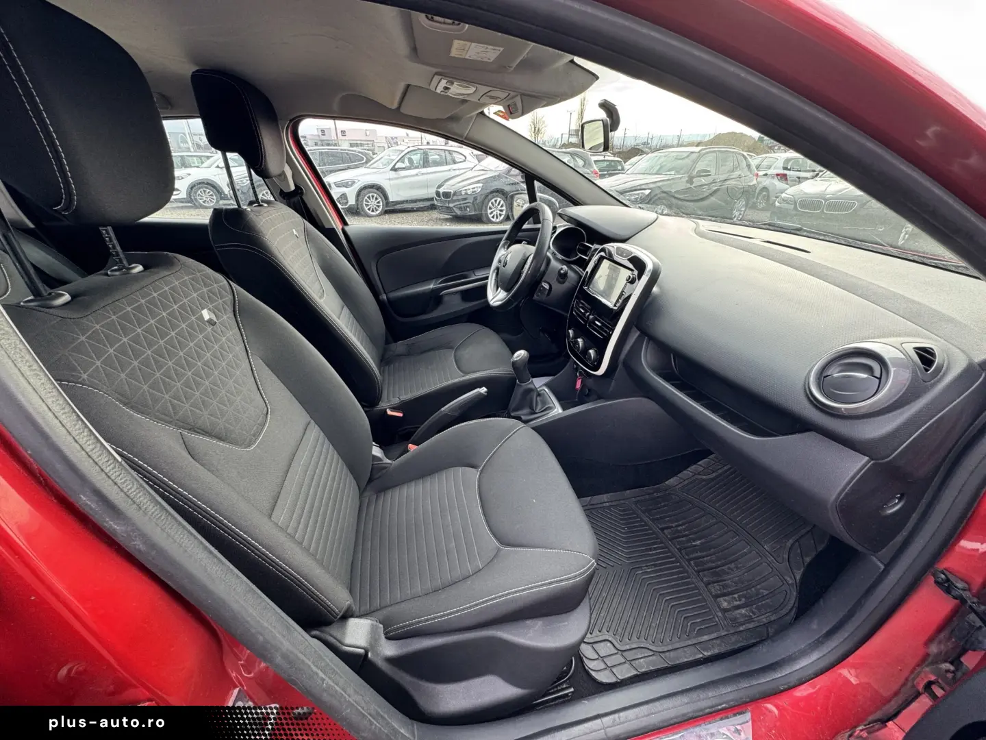 RENAULT CLIO    EURO 6