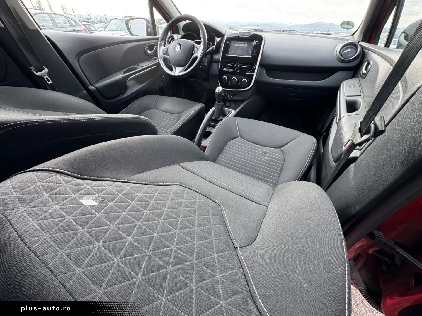 RENAULT CLIO    EURO 6