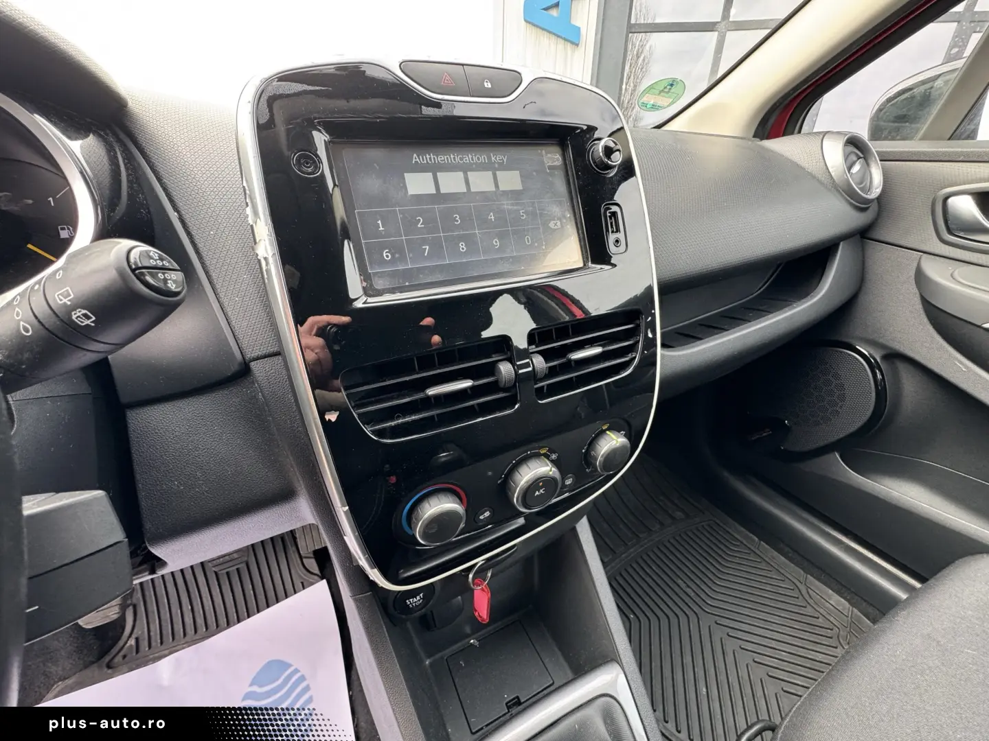 RENAULT CLIO    EURO 6