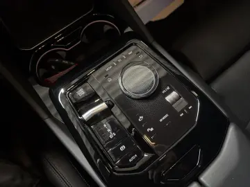 BMW 550e xDrive Limousine M Sport Navi Kamera LED