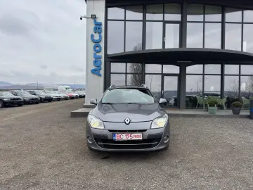 RENAULT MEGANE    1.5 dCi    AUTOMAT