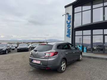 RENAULT MEGANE    1.5 dCi    AUTOMAT