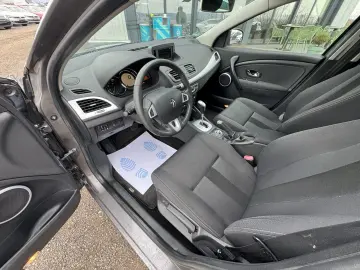 RENAULT MEGANE    1.5 dCi    AUTOMAT
