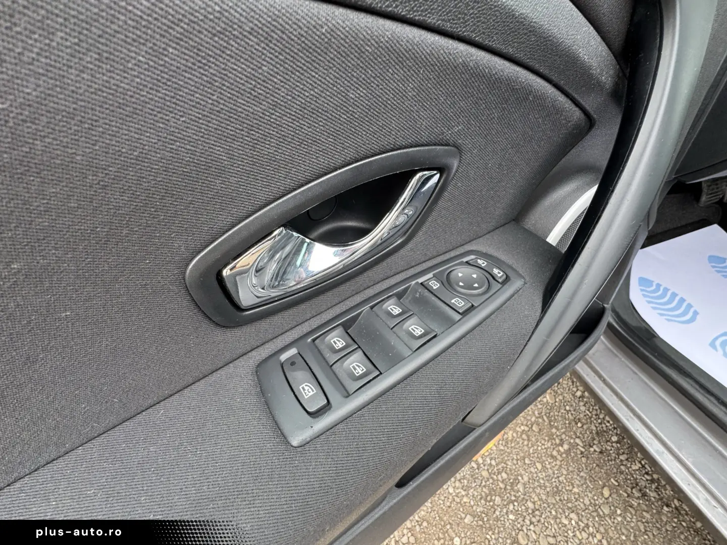 RENAULT MEGANE    1.5 dCi    AUTOMAT