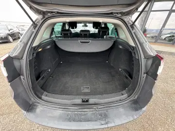 RENAULT MEGANE    1.5 dCi    AUTOMAT