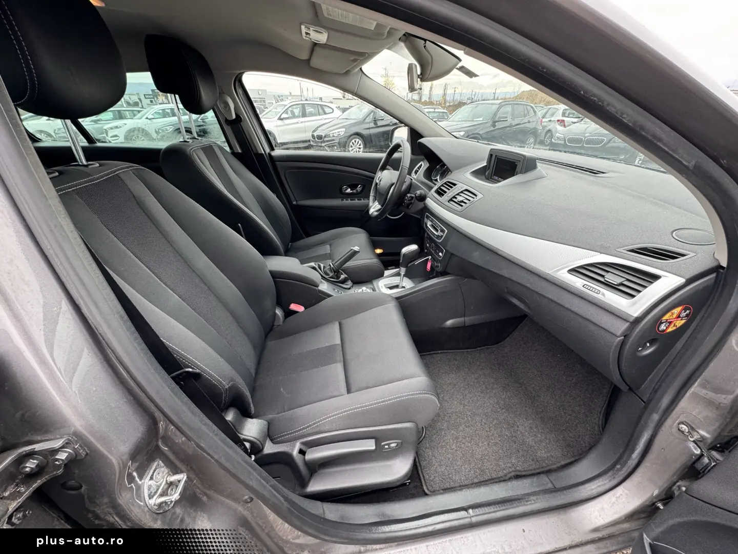 RENAULT MEGANE    1.5 dCi    AUTOMAT