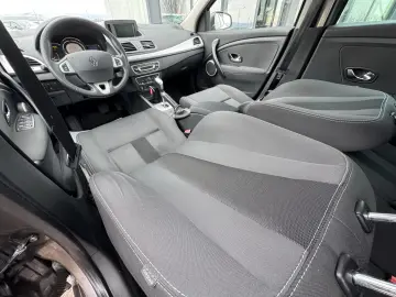 RENAULT MEGANE    1.5 dCi    AUTOMAT