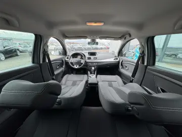 RENAULT MEGANE    1.5 dCi    AUTOMAT