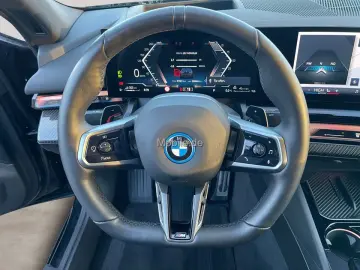 BMW 550e xDrive M Sportpaket   GARANTIE-bis-11.2029