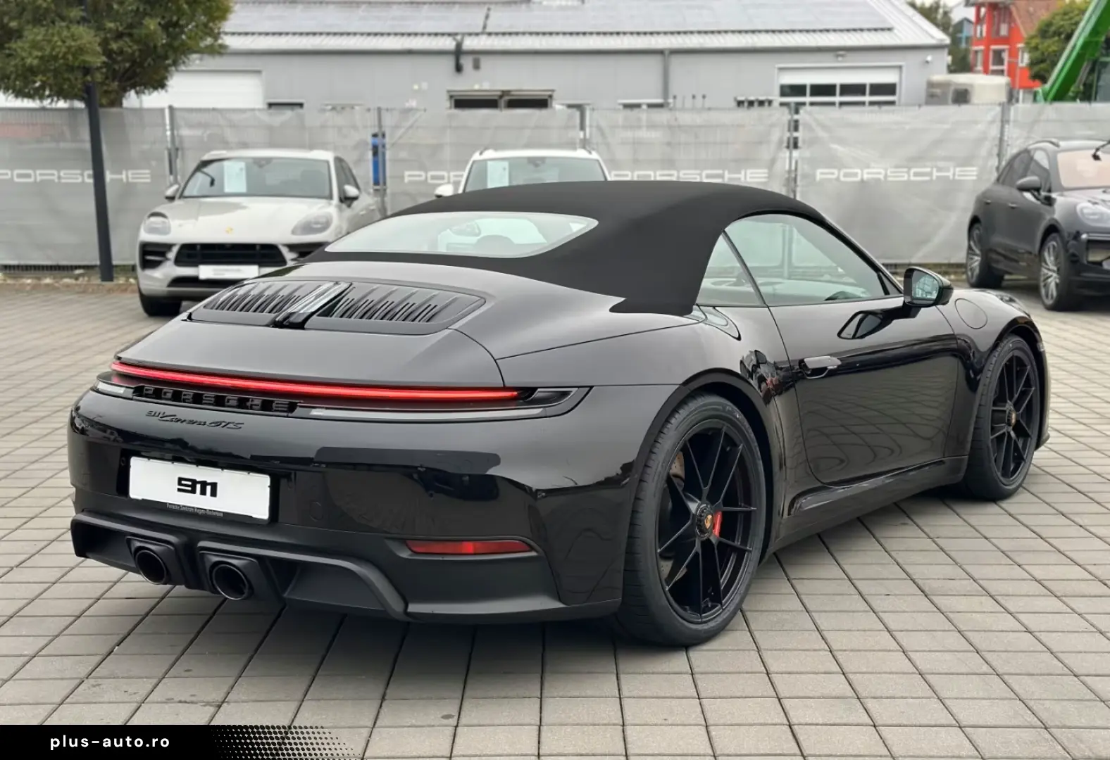Porsche 992 (911) Carrera GTS Cabriolet