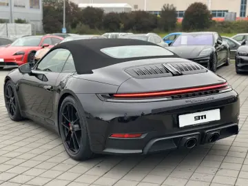 Porsche 992 (911) Carrera GTS Cabriolet