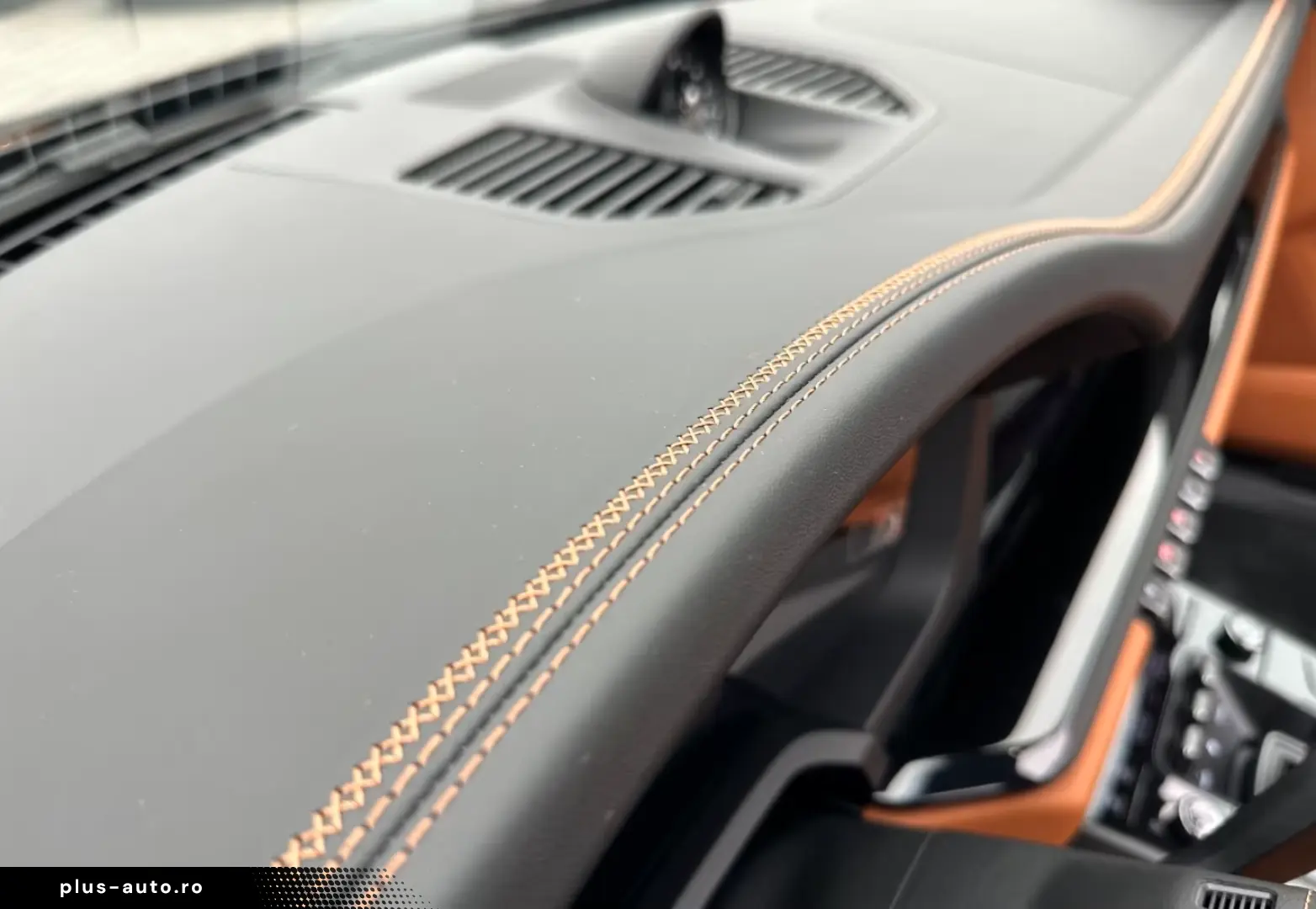 Porsche 992 (911) Carrera GTS Cabriolet