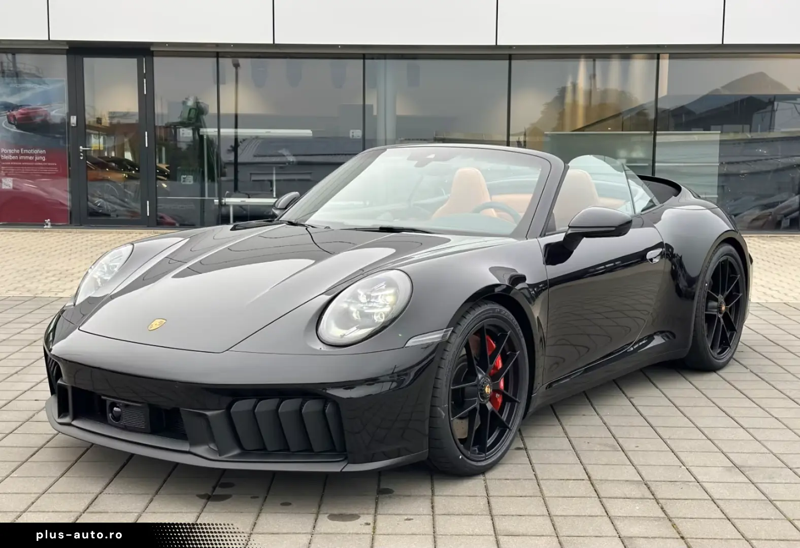 Porsche 992 (911) Carrera GTS Cabriolet