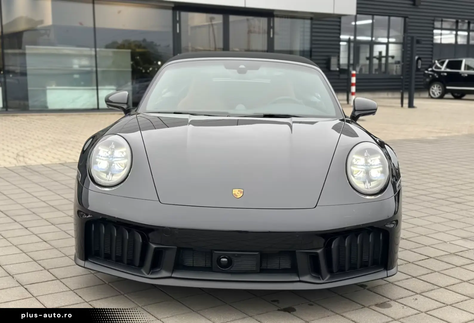 Porsche 992 (911) Carrera GTS Cabriolet