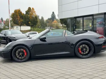 Porsche 992 (911) Carrera GTS Cabriolet