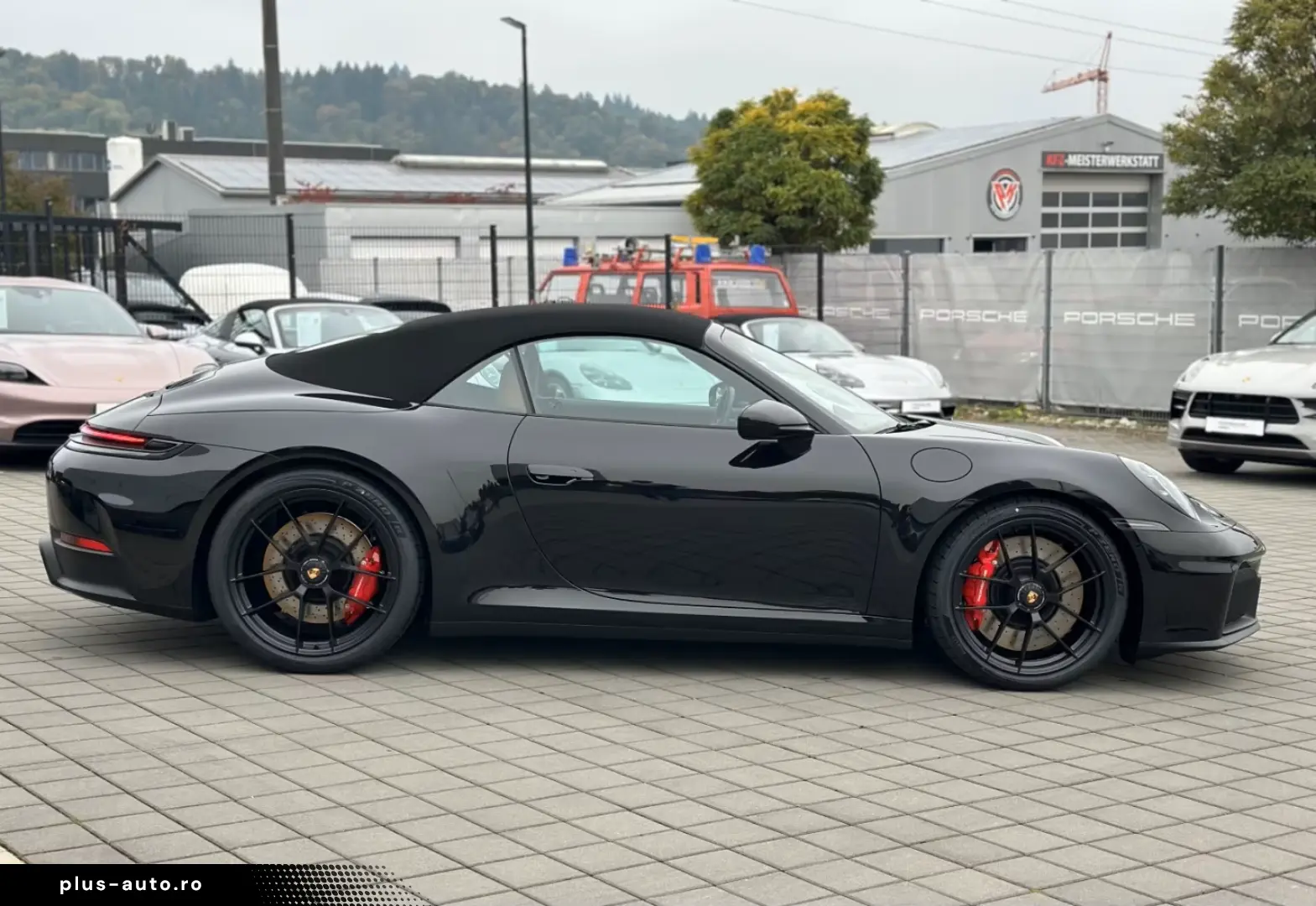 Porsche 992 (911) Carrera GTS Cabriolet
