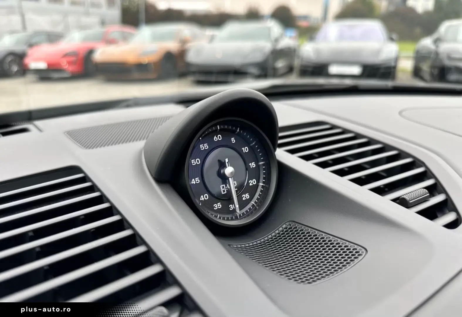 Porsche 992 (911) Carrera GTS Cabriolet