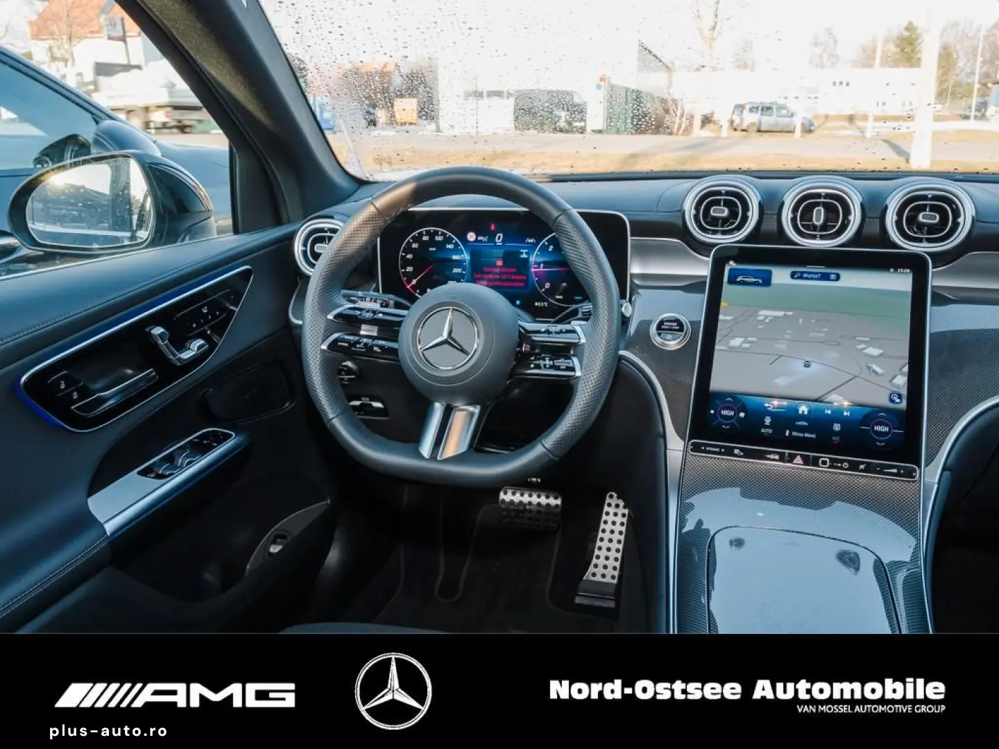 MERCEDES-BENZ GLC 300 d 4M AMG LED DISTRO MEMORY KAMERA AMBI