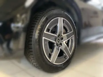 MERCEDES-BENZ GLC 300 d 4M AMG Memory AHK Kamera Distronic