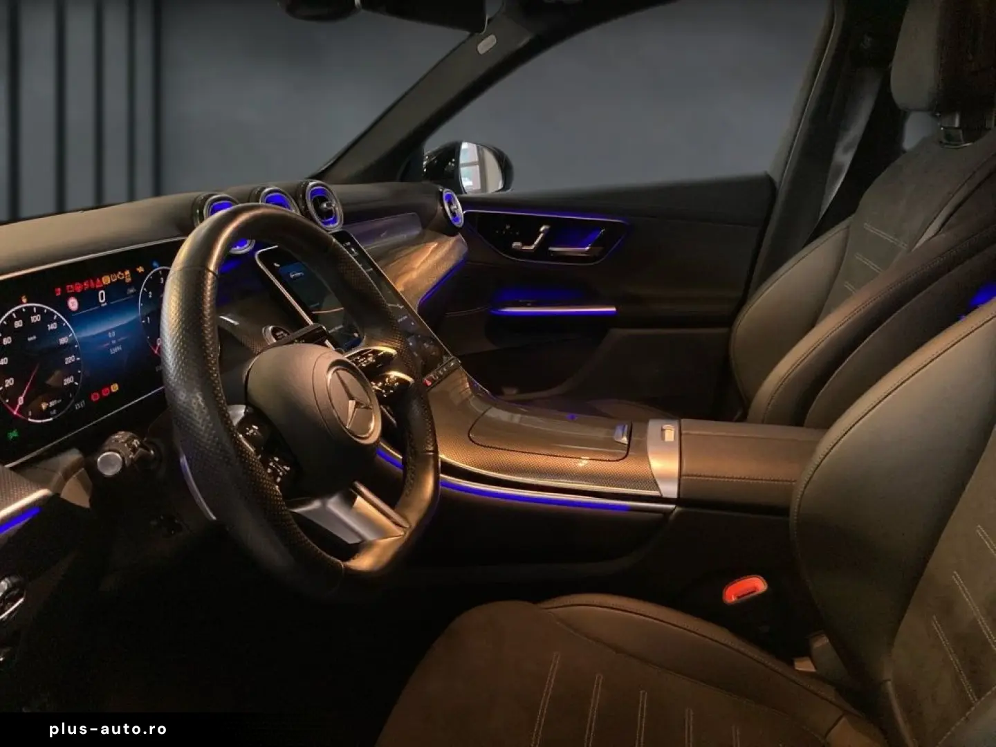 MERCEDES-BENZ GLC 300 d 4M AMG Memory AHK Kamera Distronic