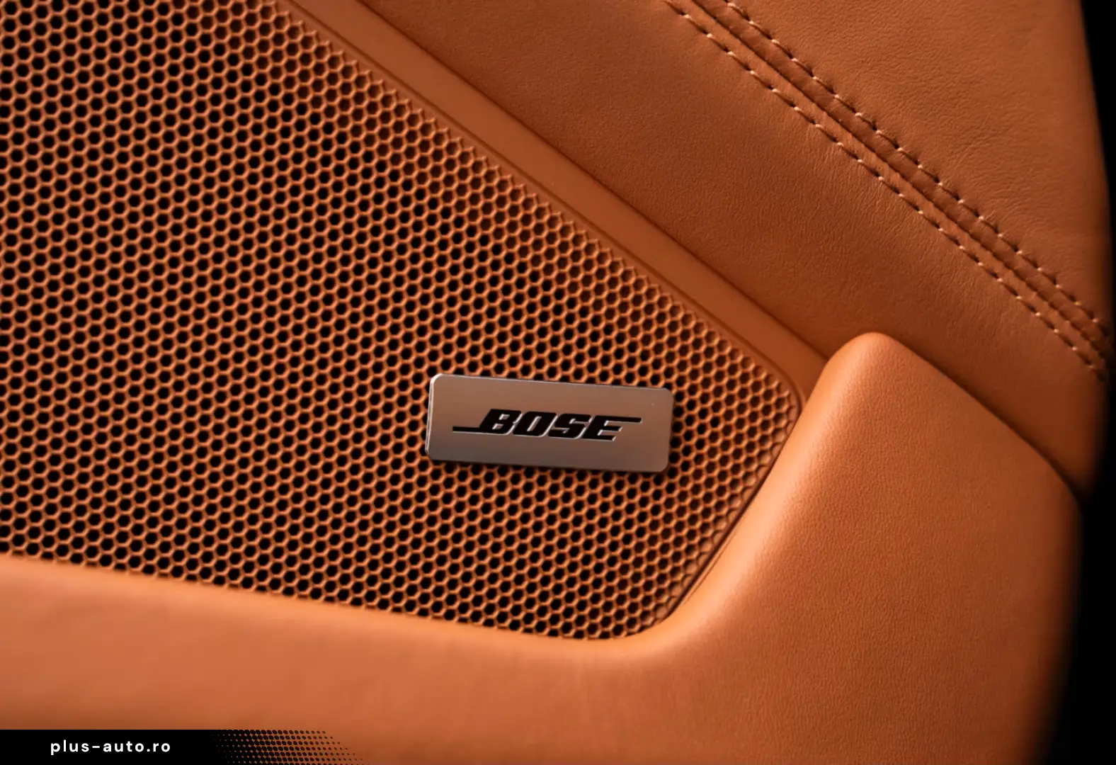 Porsche 992 911 Carrera 4 GTS Cabrio