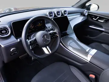 MERCEDES-BENZ GLC 300 d 4M    AMG NIGHT MEMO AHK DISTR KAM