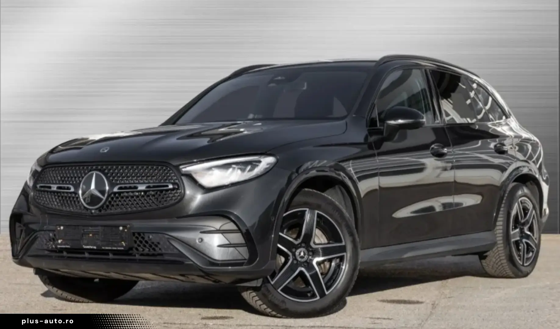 MERCEDES-BENZ GLC 300 d 4M    AMG NIGHT MEMO AHK DISTR KAM