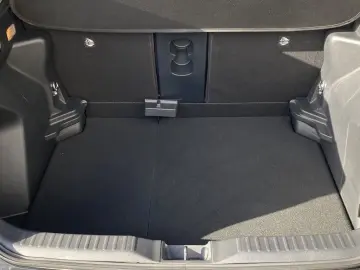 TOYOTA Yaris Cross Hybrid AT Elegant - mit 360 -Kamera