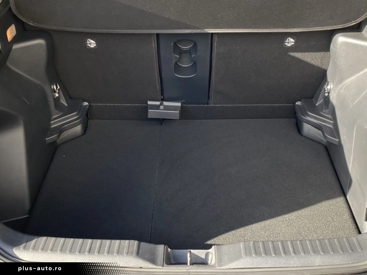 TOYOTA Yaris Cross Hybrid AT Elegant - mit 360 -Kamera