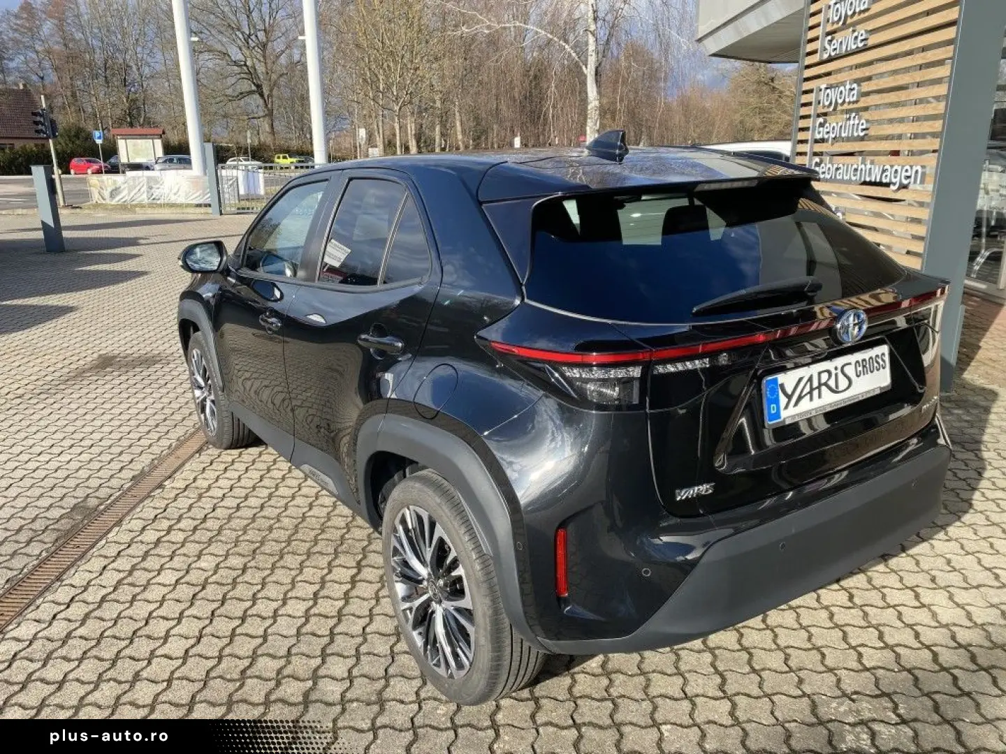 TOYOTA Yaris Cross Hybrid AT Elegant - mit 360 -Kamera