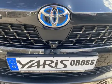 TOYOTA Yaris Cross Hybrid AT Elegant - mit 360 -Kamera