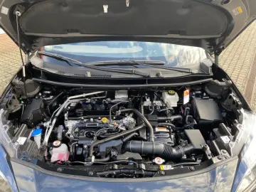 TOYOTA Yaris Cross Hybrid AT Elegant - mit 360 -Kamera