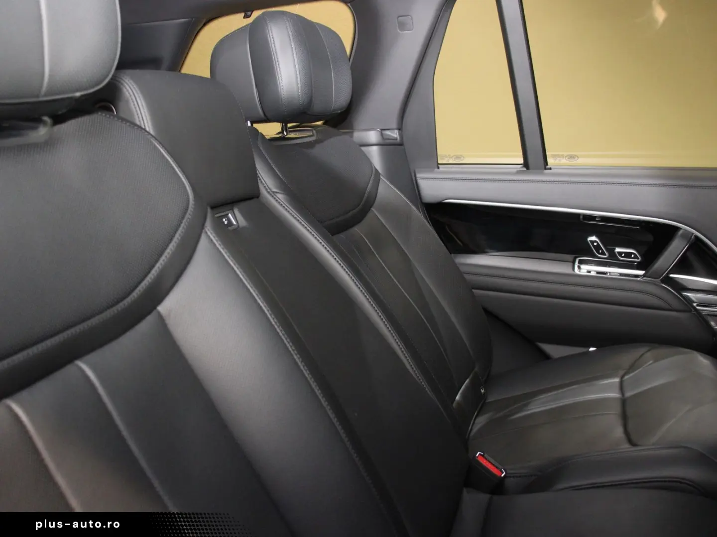 LAND ROVER Range Rover P530 SWB Autobiography Navi Pano DAB