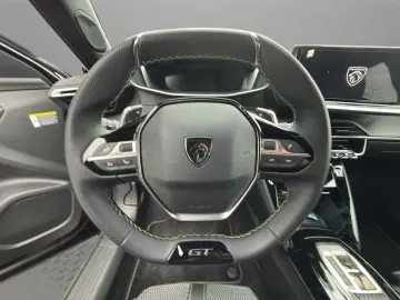 PEUGEOT 2008 GT HYBRID 145 e-DSC6