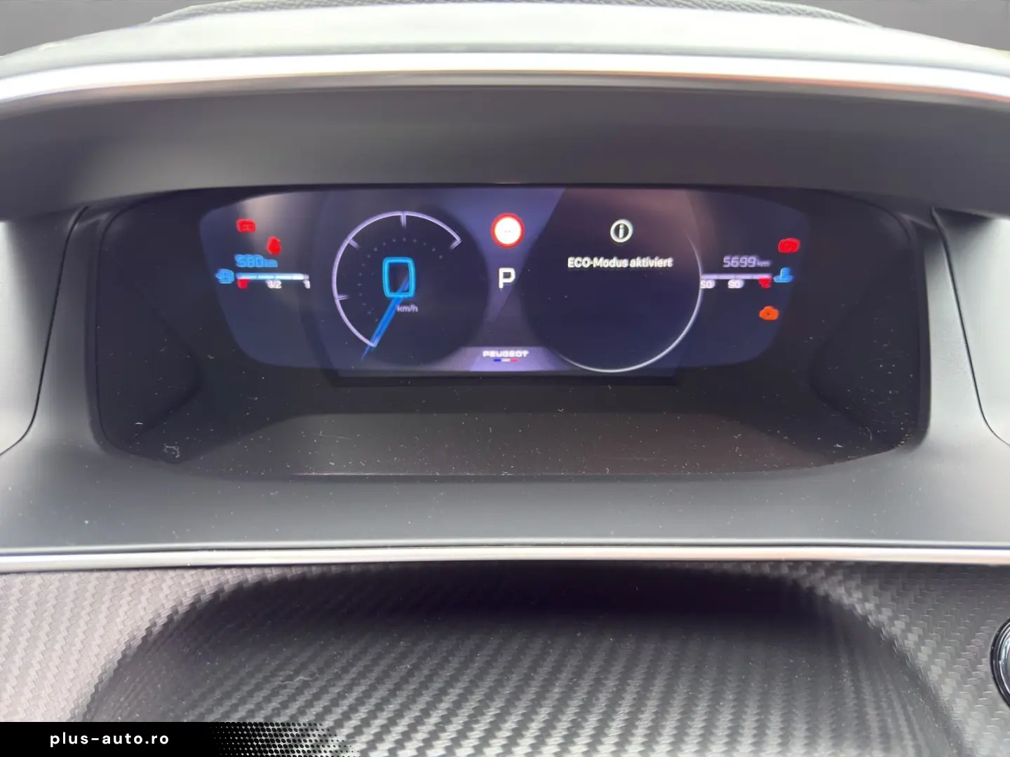 PEUGEOT 2008 GT HYBRID 145 e-DSC6