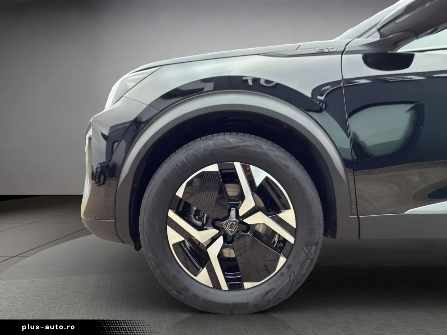 PEUGEOT 2008 GT HYBRID 145 e-DSC6