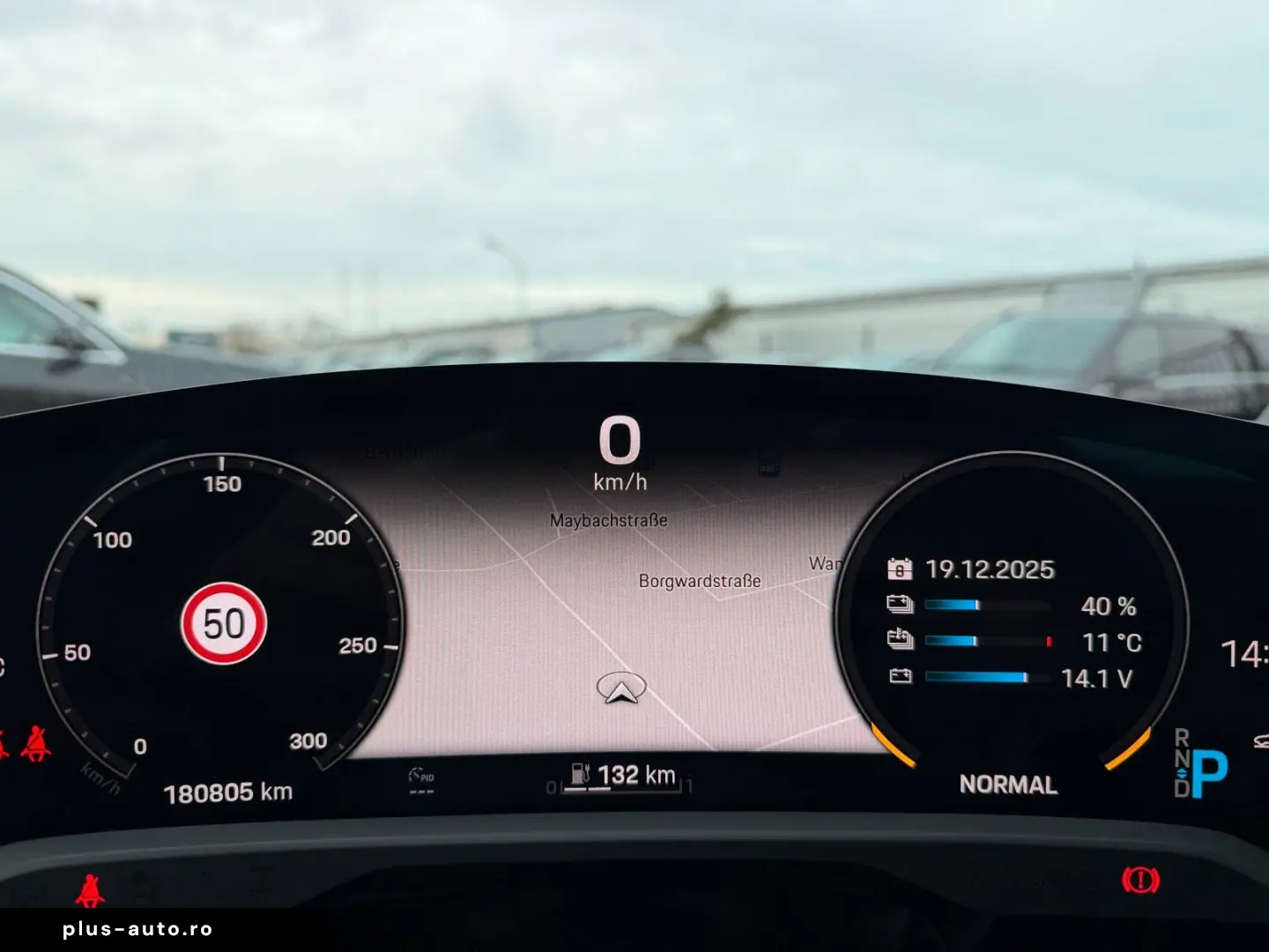 PORSCHE Taycan 4S Pano Beifahrer display ACC 93kwh