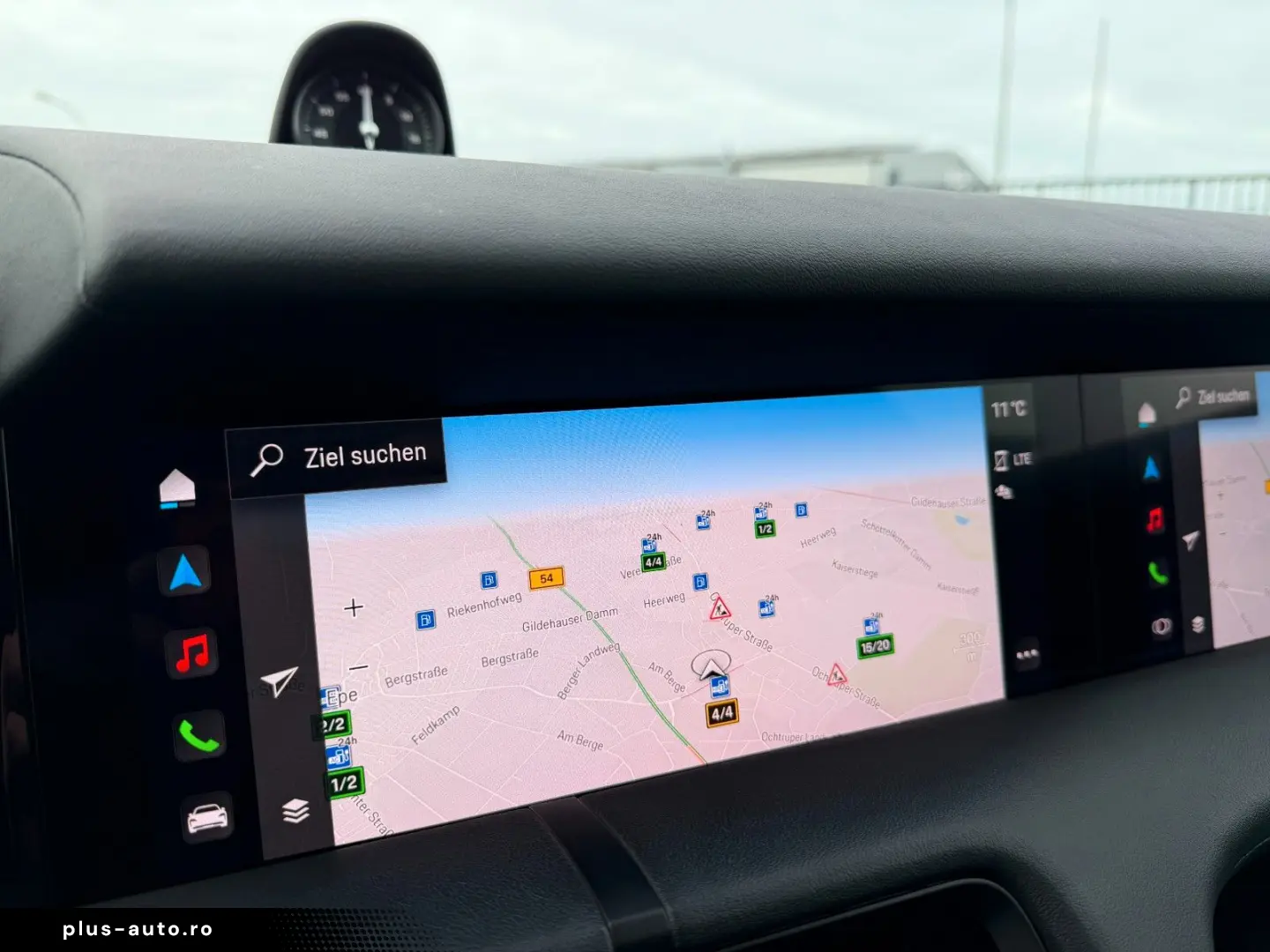 PORSCHE Taycan 4S Pano Beifahrer display ACC 93kwh