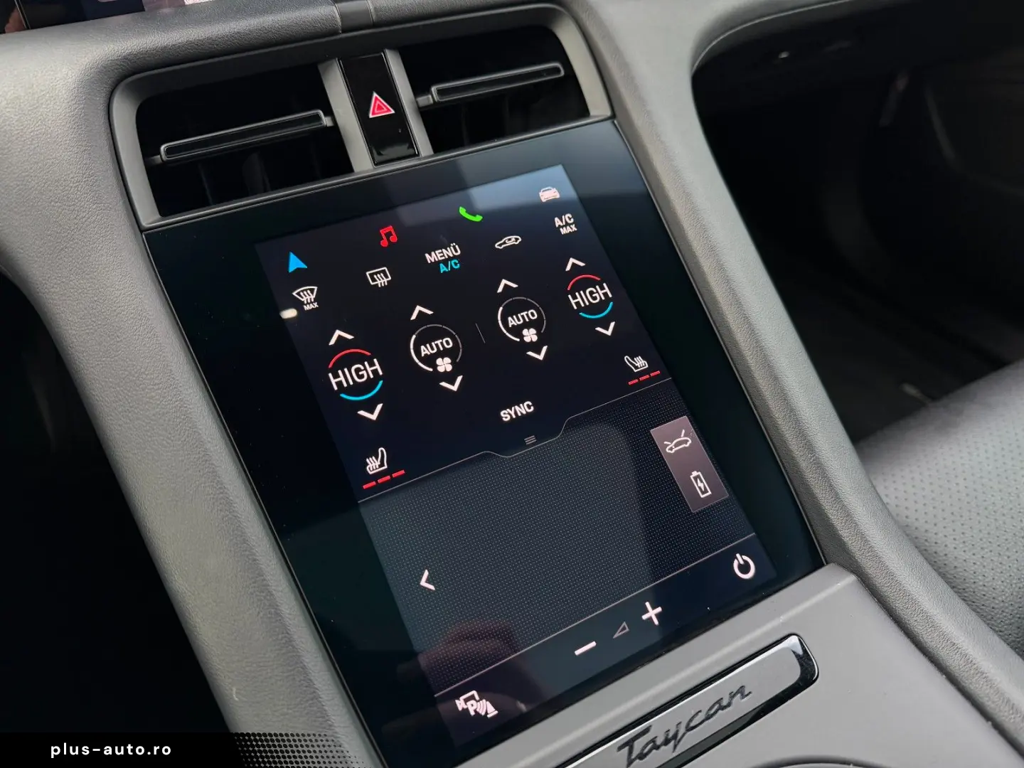 PORSCHE Taycan 4S Pano Beifahrer display ACC 93kwh