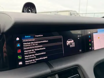 PORSCHE Taycan 4S Pano Beifahrer display ACC 93kwh