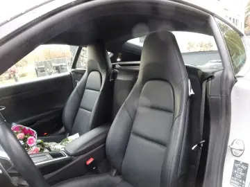 PORSCHE Cayman 718 SportChrono Leder