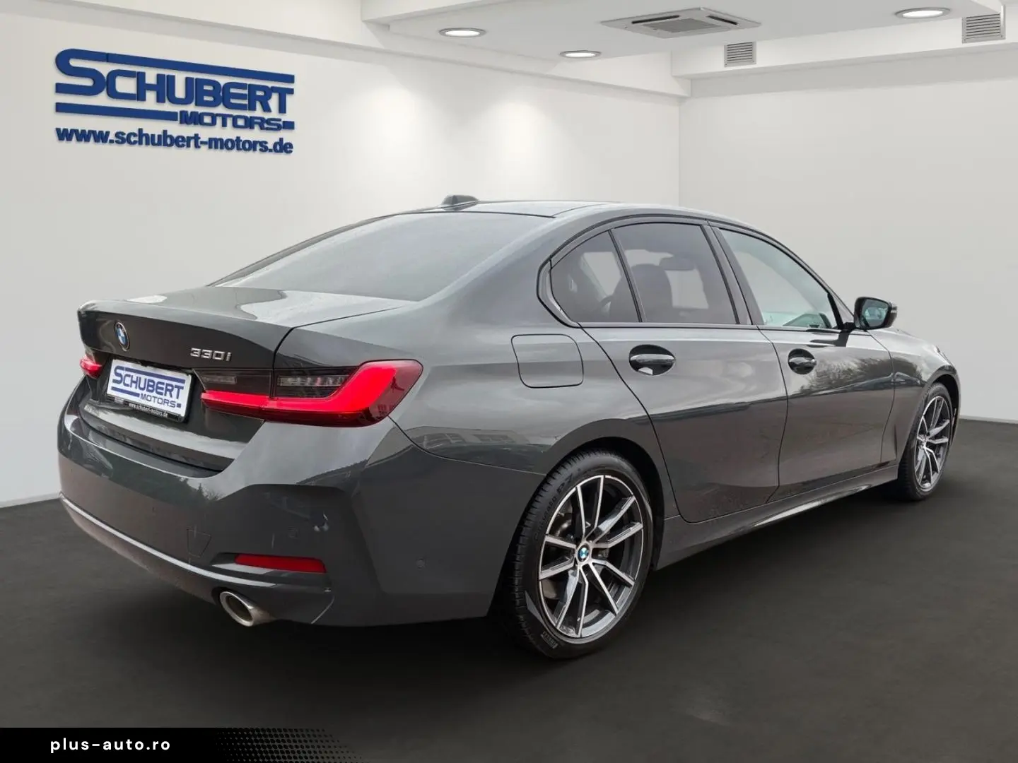 BMW 330 i Limo StandHZG Navi Harman & Kardon LED Kam