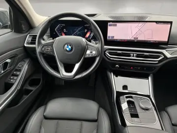 BMW 330 i Limo StandHZG Navi Harman & Kardon LED Kam