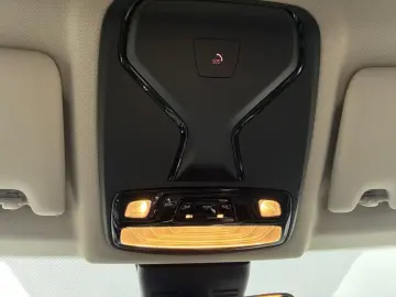 BMW 330 i Limo StandHZG Navi Harman & Kardon LED Kam
