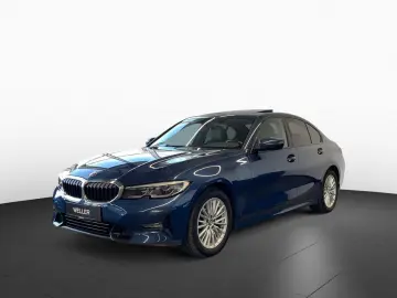 BMW 320dA Sport Line Laser HiFi LcProf Glasdach AHK