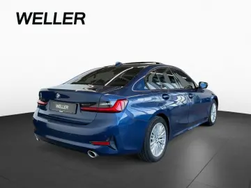 BMW 320dA Sport Line Laser HiFi LcProf Glasdach AHK