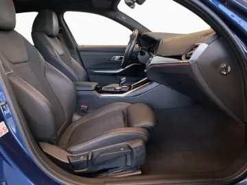 BMW 320dA Sport Line Laser HiFi LcProf Glasdach AHK